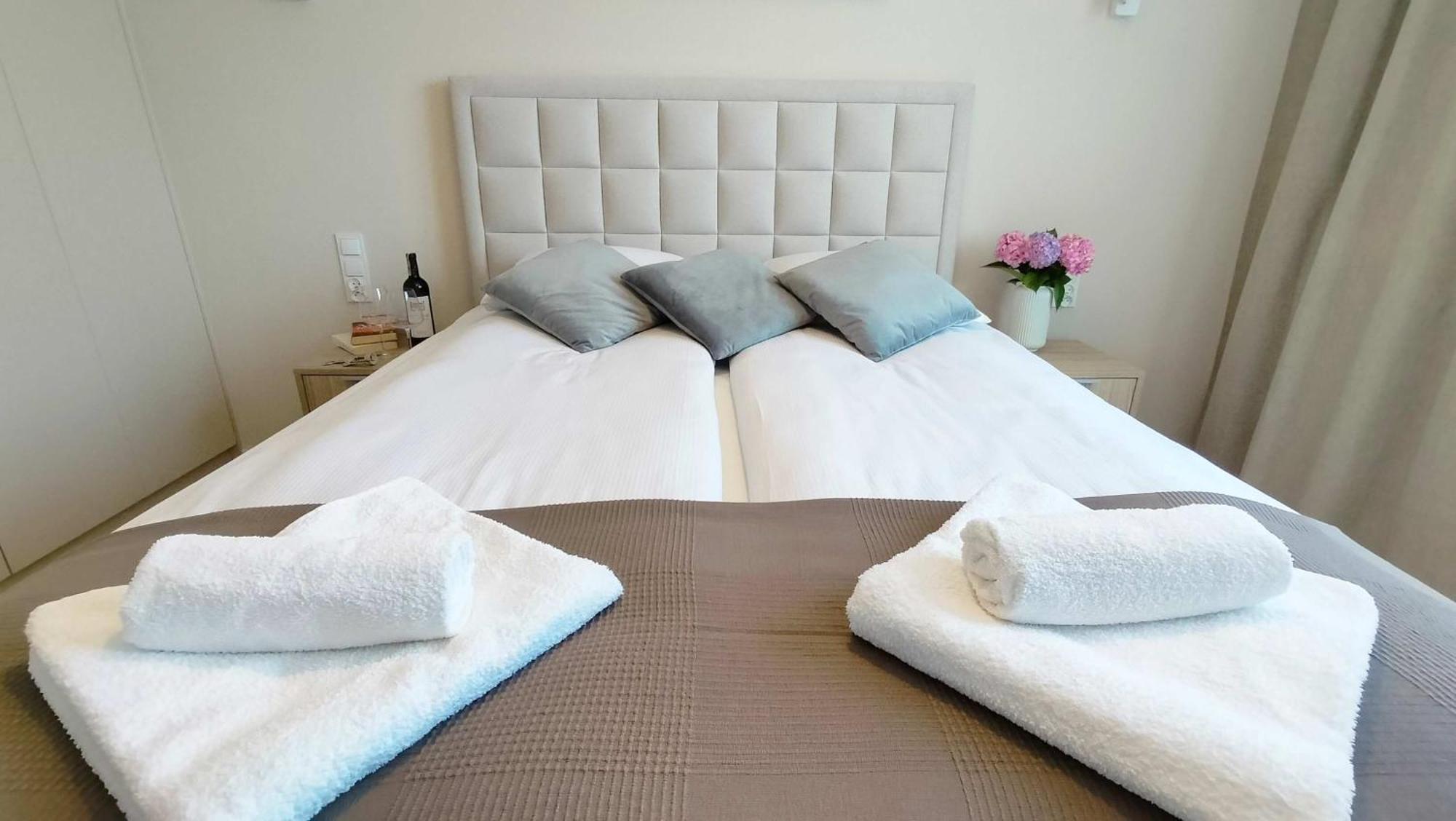 Cicha Przystan Apartamenty Whiteblue Sauna&Fitness&Parking Kołobrzeg Exterior foto